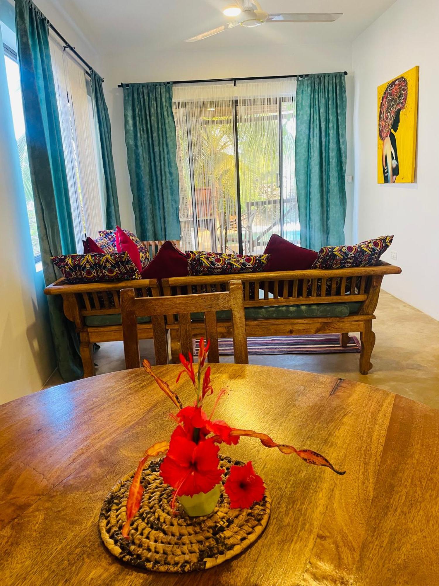 Sand Beach Boutique Apartments Bwejuu Luaran gambar